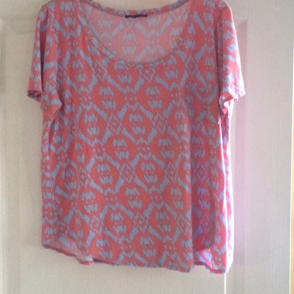 Capped sleeve tee